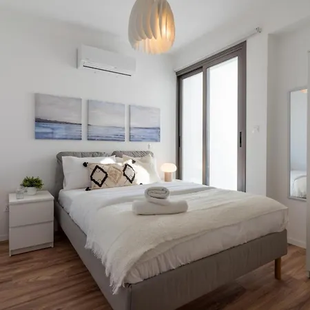 דירה Moon Light 1-bedroom In לרנקה